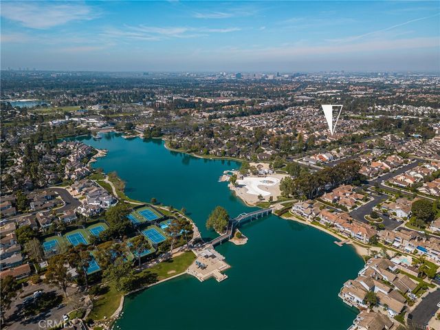 16 Driftwood 24, Irvine, CA 92604