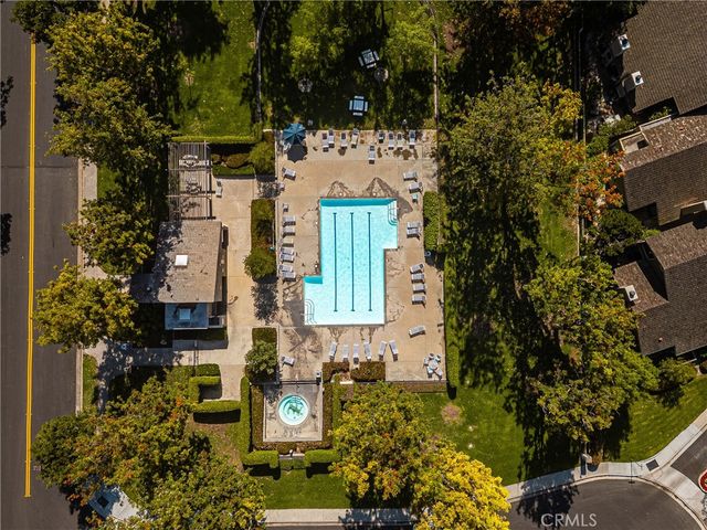 16 Driftwood 24, Irvine, CA 92604