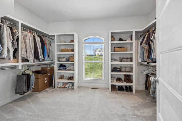 230 Amana Dr, Lebanon, TN 37087