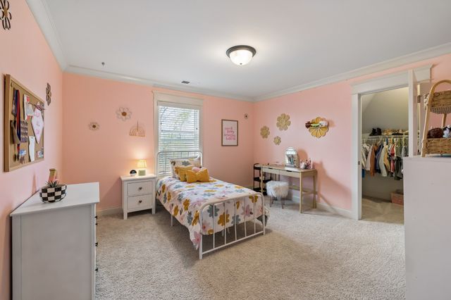 230 Amana Dr, Lebanon, TN 37087