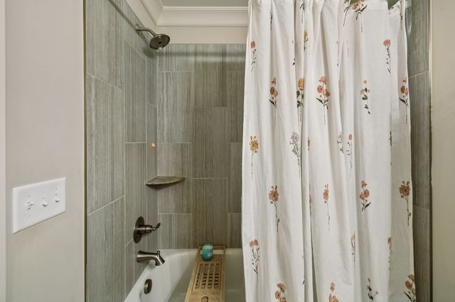 230 Amana Dr, Lebanon, TN 37087