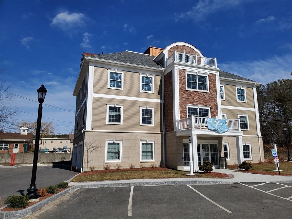 131 Cambridge St A, Burlington, MA 01803