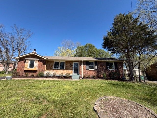 108 Cheryl Ct, Hendersonville, TN 37075