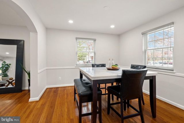 217 N EMERSON ST, Arlington, VA 22203