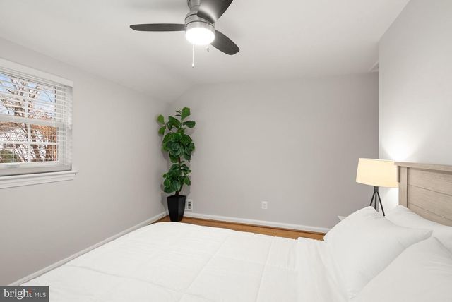 217 N EMERSON ST, Arlington, VA 22203