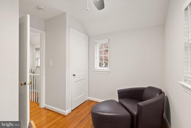 217 N EMERSON ST, Arlington, VA 22203