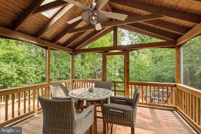 217 N EMERSON ST, Arlington, VA 22203