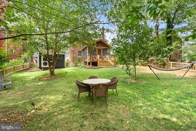 217 N EMERSON ST, Arlington, VA 22203