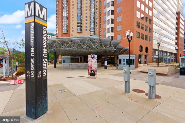 217 N EMERSON ST, Arlington, VA 22203