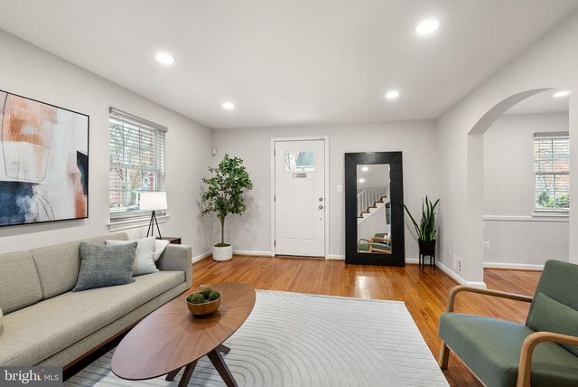 217 N EMERSON ST, Arlington, VA 22203