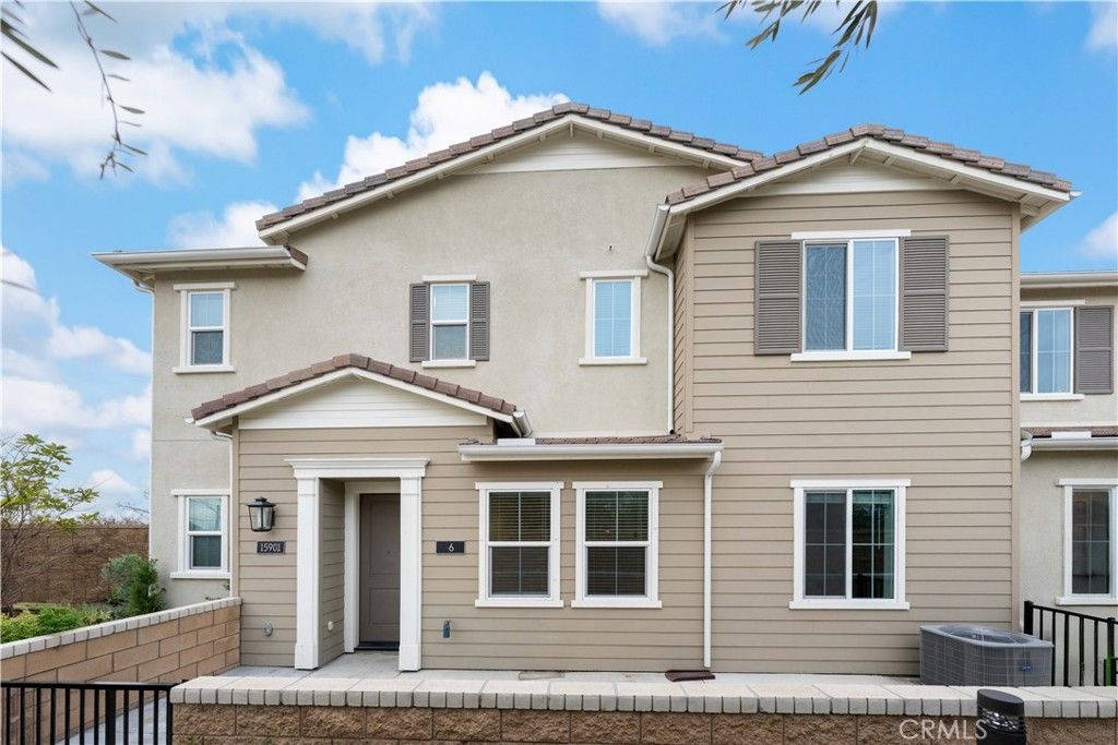 15901 Stresa Lane 6, Fontana, CA 92336