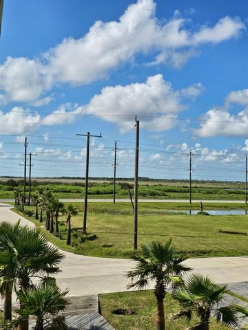 618 Arlo Terrace, Gilchrist, TX 77617