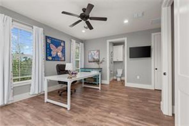 4423 Toddington Lane, College Station, TX 77845