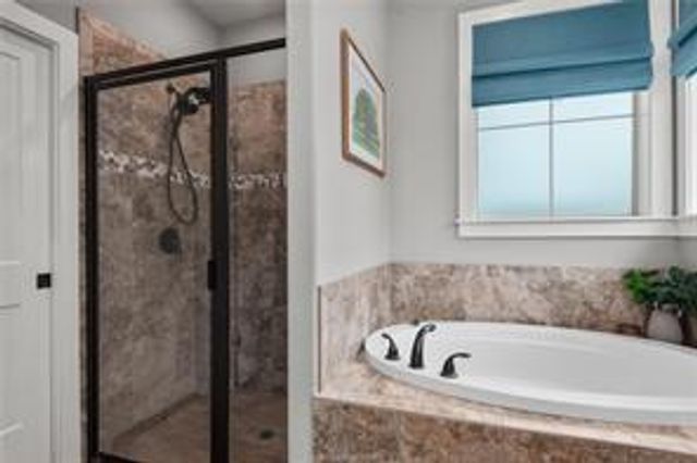 4423 Toddington Lane, College Station, TX 77845