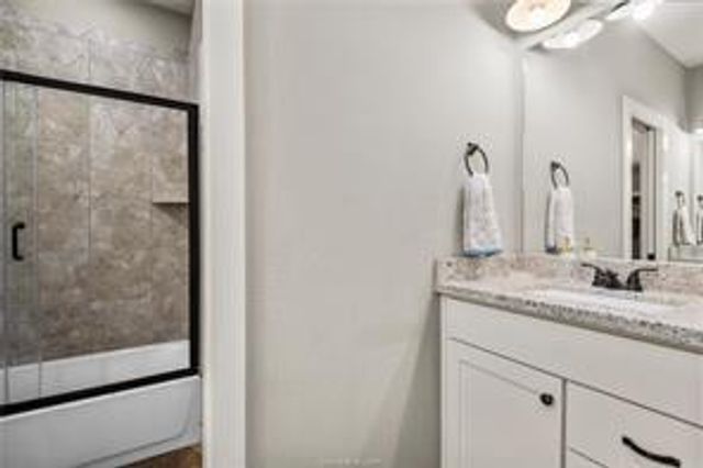 4423 Toddington Lane, College Station, TX 77845