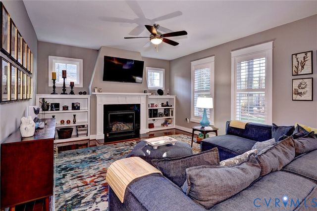 5156 Brandon Pines Dr, Providence Forge, VA 23140