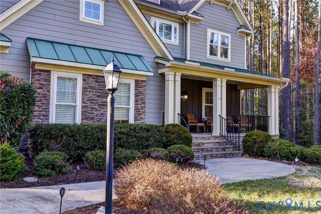 5156 Brandon Pines Dr, Providence Forge, VA 23140