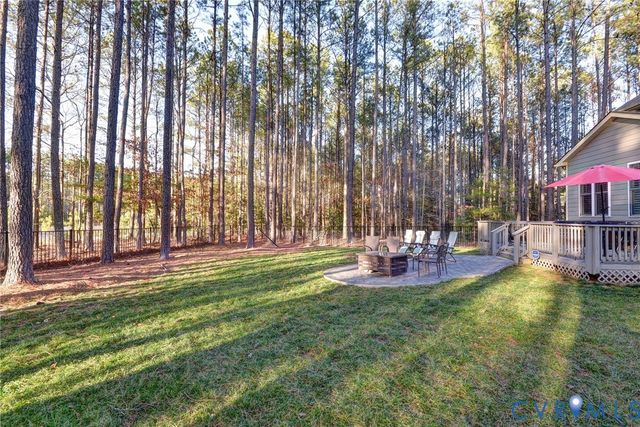5156 Brandon Pines Dr, Providence Forge, VA 23140