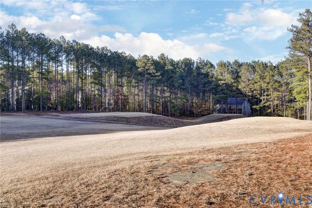 5156 Brandon Pines Dr, Providence Forge, VA 23140