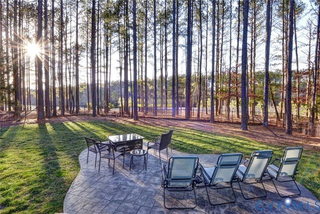 5156 Brandon Pines Dr, Providence Forge, VA 23140
