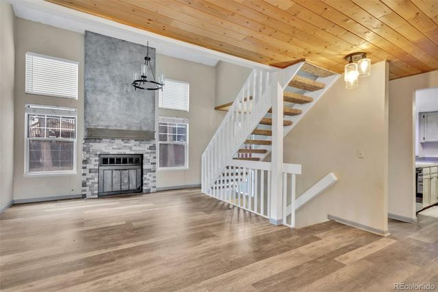 3711 S Espana Way, Aurora, CO 80013