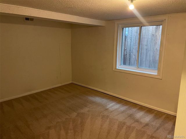 3711 S Espana Way, Aurora, CO 80013