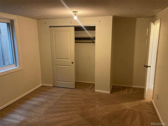 3711 S Espana Way, Aurora, CO 80013