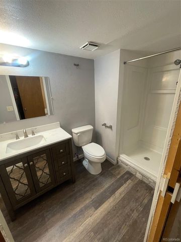 3711 S Espana Way, Aurora, CO 80013