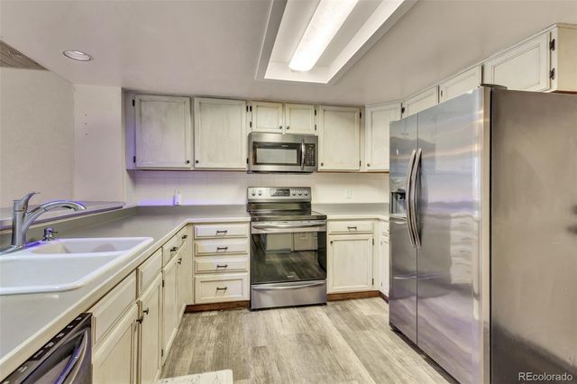 3711 S Espana Way, Aurora, CO 80013