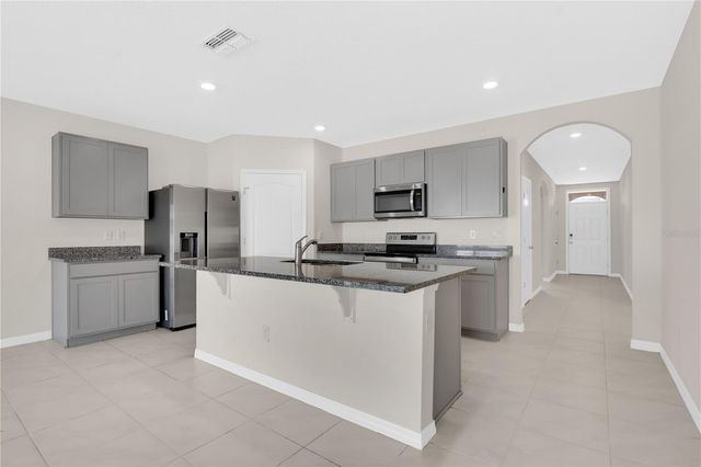 1851 BUCKEYE ROAD, Davenport, FL 33837