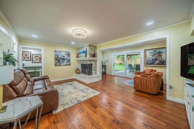 6924 Bal Lake Drive, Fort Worth, TX 76116
