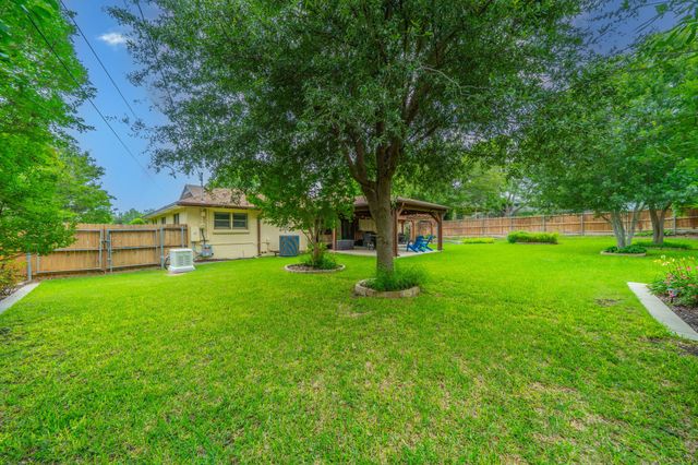 6924 Bal Lake Drive, Fort Worth, TX 76116