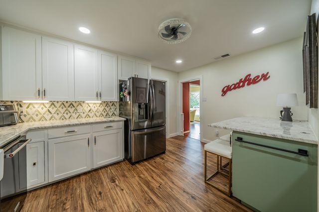 6924 Bal Lake Drive, Fort Worth, TX 76116