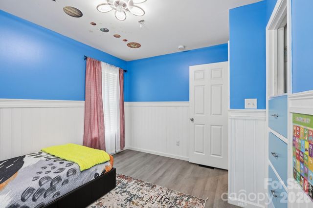 11 Yarrow Meadow Road, Weaverville, NC 28787
