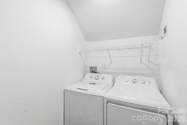 11 Yarrow Meadow Road, Weaverville, NC 28787