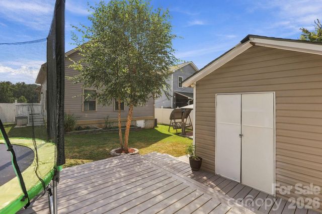 11 Yarrow Meadow Road, Weaverville, NC 28787
