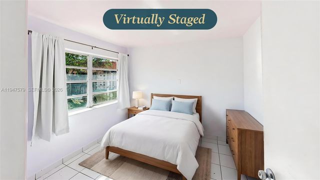 151 W 44th St, Hialeah, FL 33012