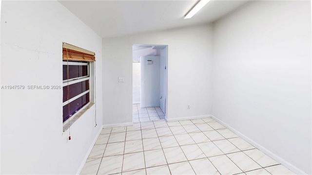 151 W 44th St, Hialeah, FL 33012