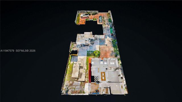 151 W 44th St, Hialeah, FL 33012