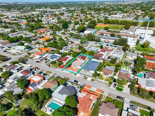 151 W 44th St, Hialeah, FL 33012