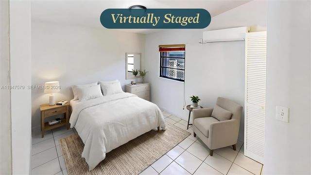 151 W 44th St, Hialeah, FL 33012