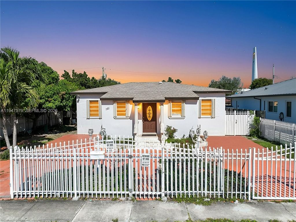 151 W 44th St, Hialeah, FL 33012