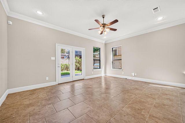 5930 Kiam Street, Houston, TX 77007