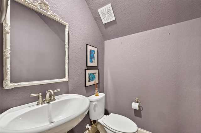 5930 Kiam Street, Houston, TX 77007
