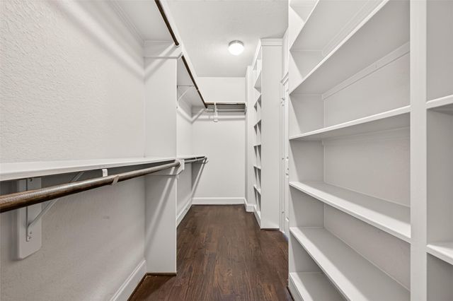 5930 Kiam Street, Houston, TX 77007