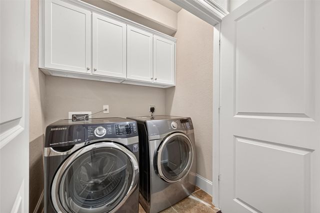 5930 Kiam Street, Houston, TX 77007