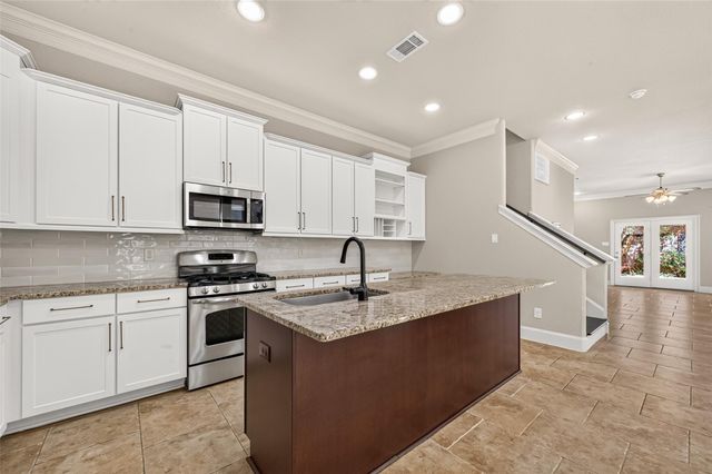 5930 Kiam Street, Houston, TX 77007