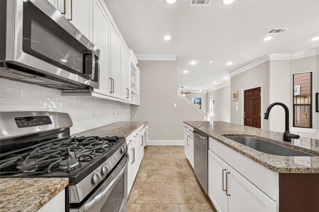5930 Kiam Street, Houston, TX 77007