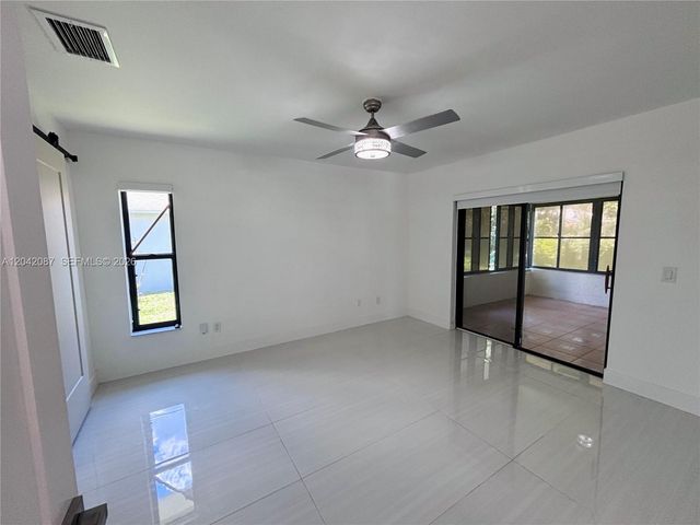 2313 SE Harrington Ave -, Port St. Lucie, FL 34952