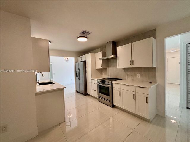 2313 SE Harrington Ave -, Port St. Lucie, FL 34952